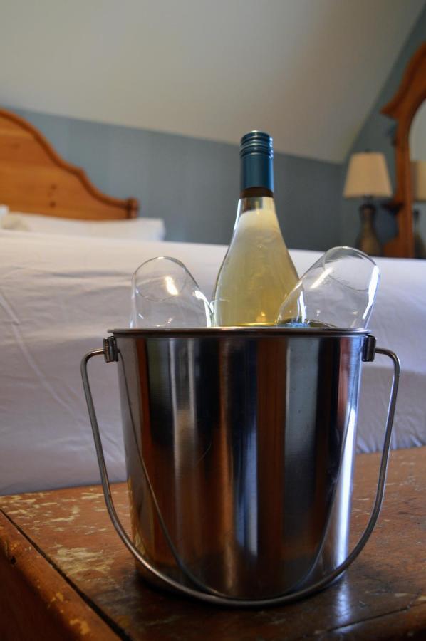 Hotel Magnetic Hill Winery Moncton Exterior foto